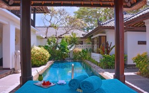 استخر استخر