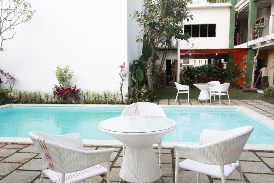 استخر استخر