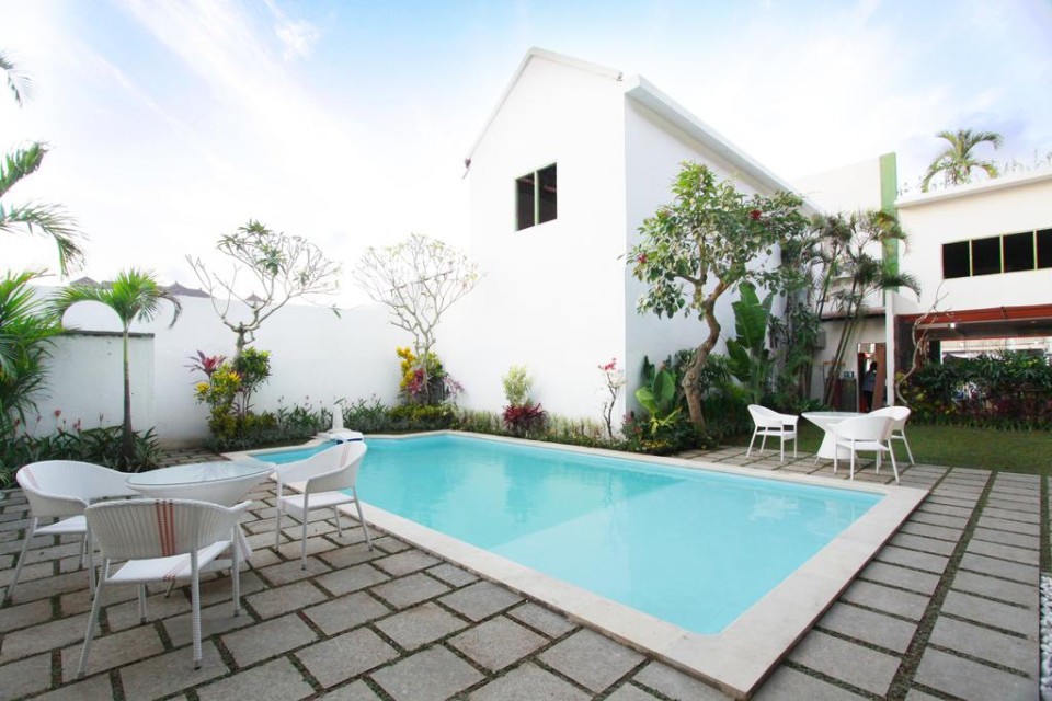 استخر استخر