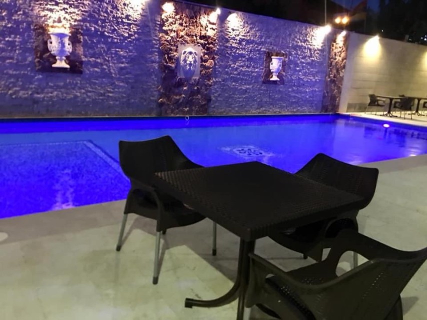 استخر استخر