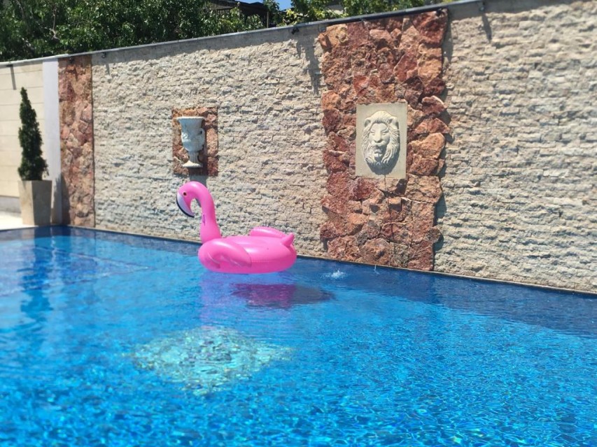 استخر استخر