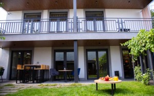 محوطه هتل محوطه هتل