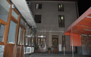 محوطه هتل محوطه هتل