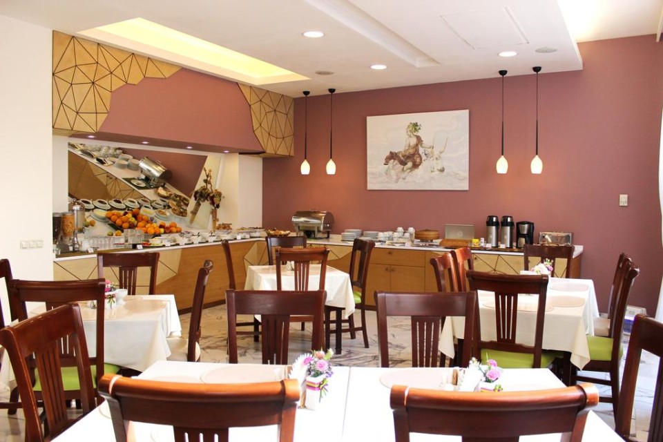 رستوران رستوران