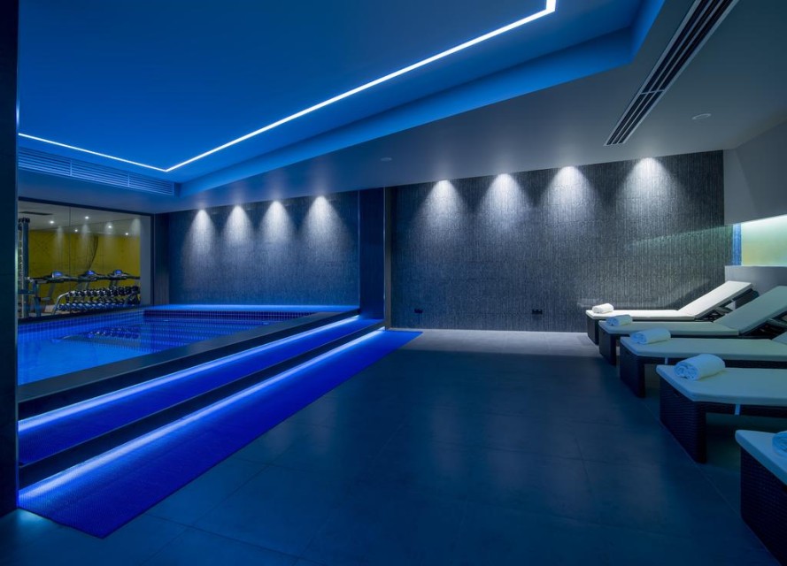 استخر استخر