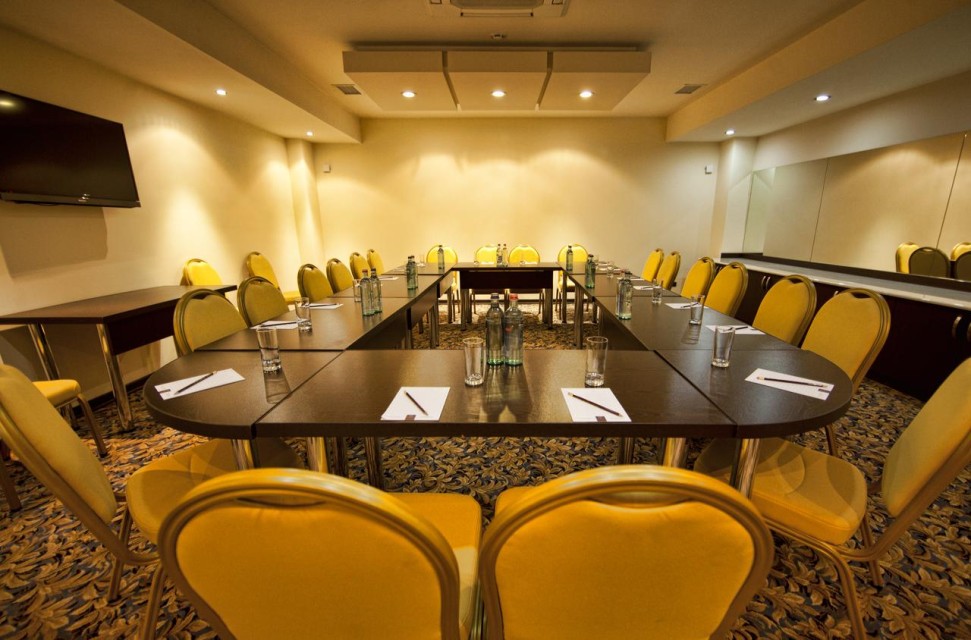 سالن کنفرانس