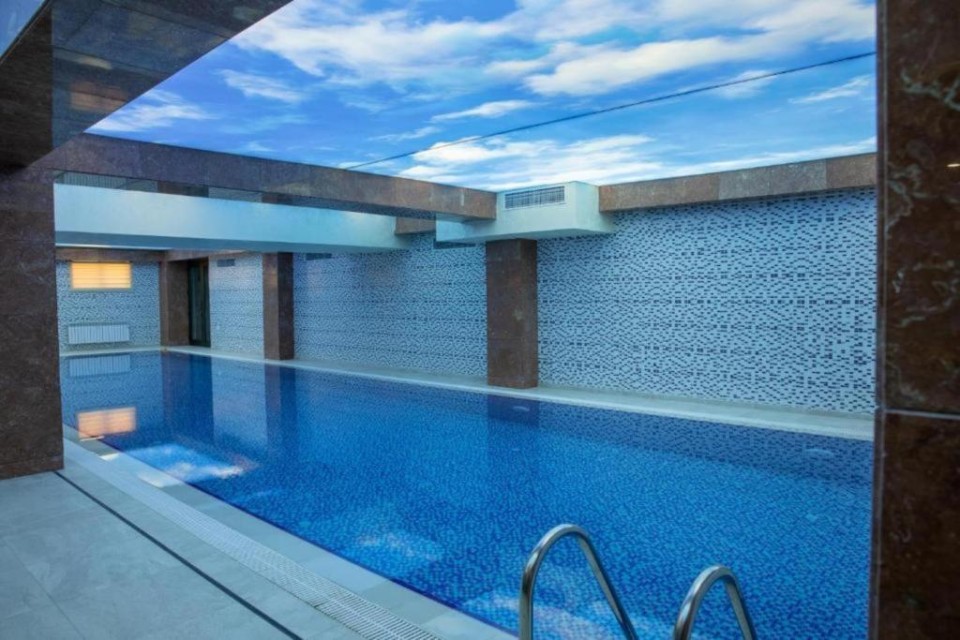 استخر استخر