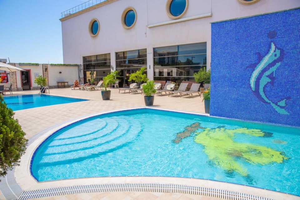 استخر استخر