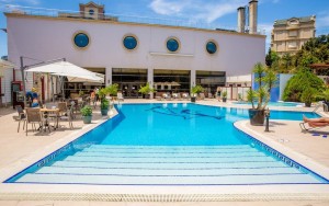 استخر استخر