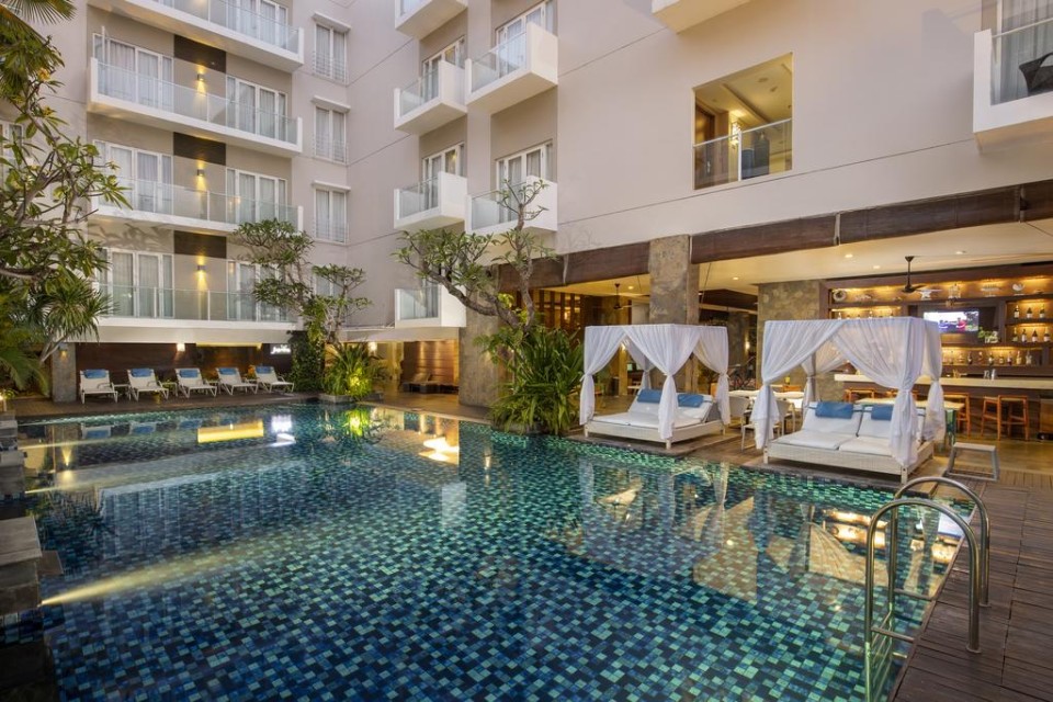 استخر استخر