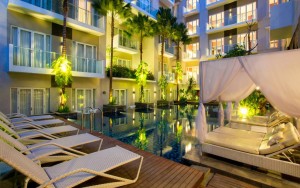 محوطه هتل محوطه هتل