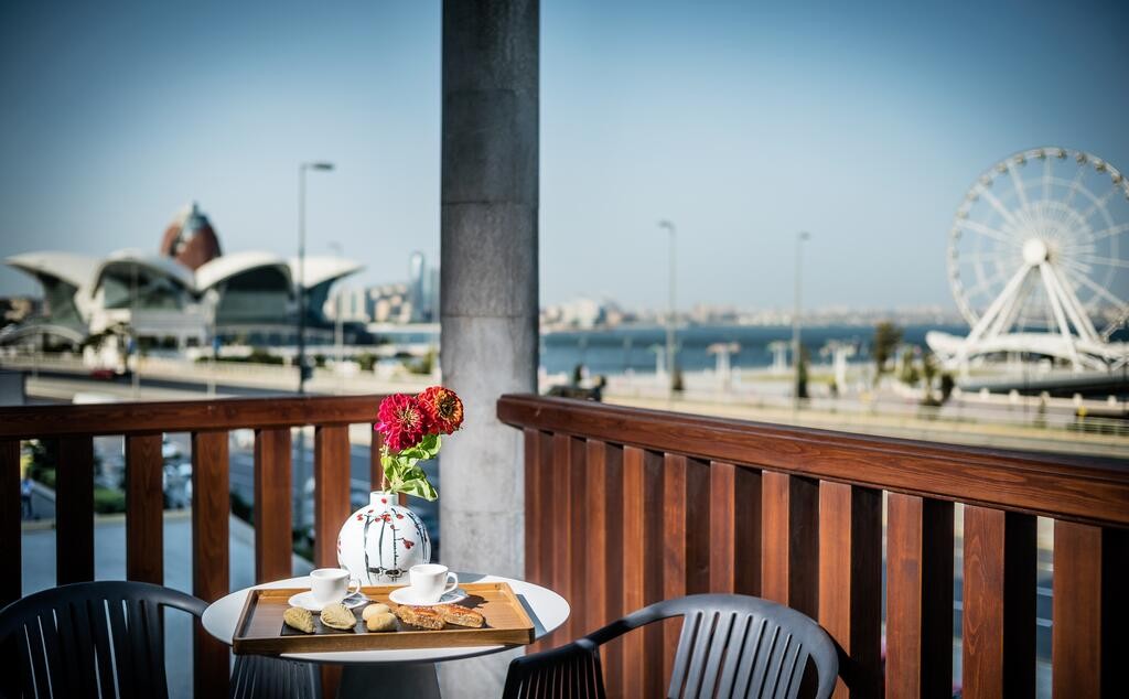 کافه تراس کافه تراس