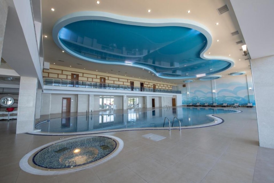 استخر استخر