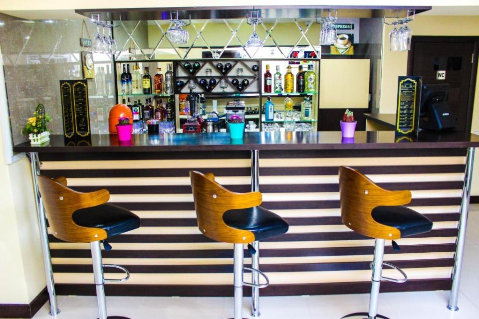 رستوران رستوران