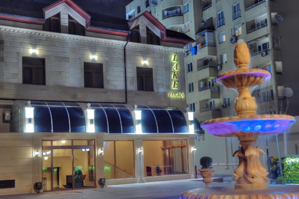 محوطه هتل محوطه هتل