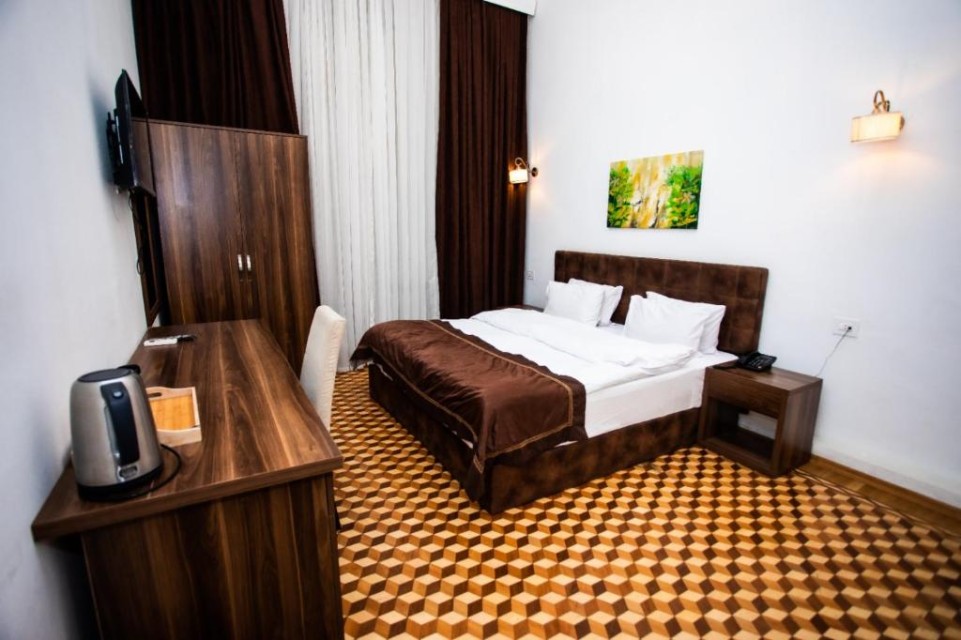 hotels-Baku-Malakan-Nizami-432790623-26ba2c9637d85cfabc7a35aea816c669.jpg