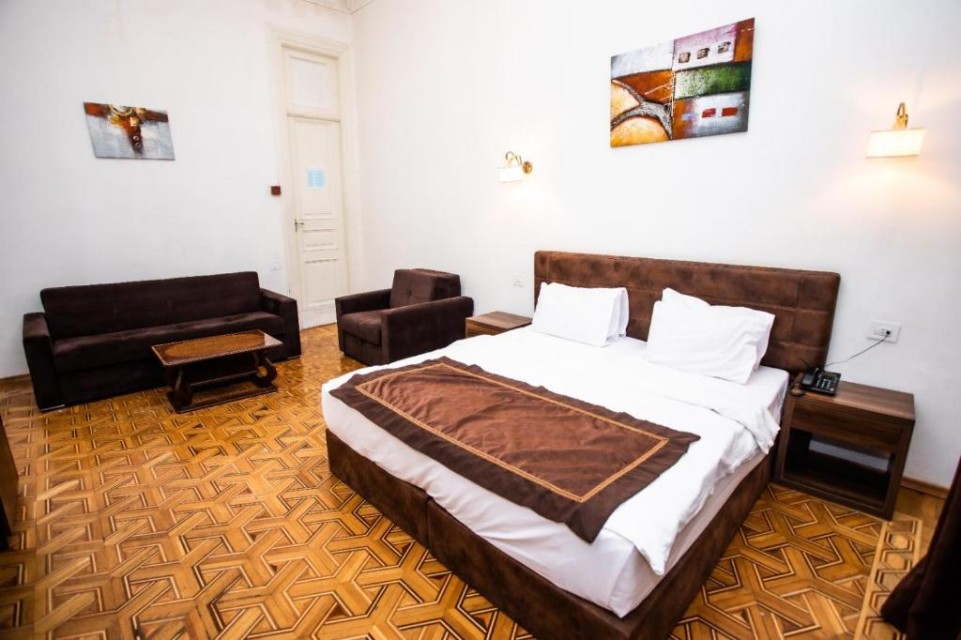 hotels-Baku-Malakan-Nizami-432790627-26ba2c9637d85cfabc7a35aea816c669.jpg