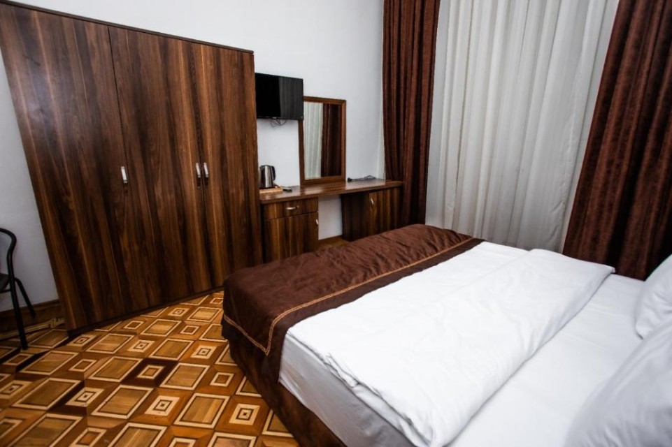 hotels-Baku-Malakan-Nizami-432790628-26ba2c9637d85cfabc7a35aea816c669.jpg