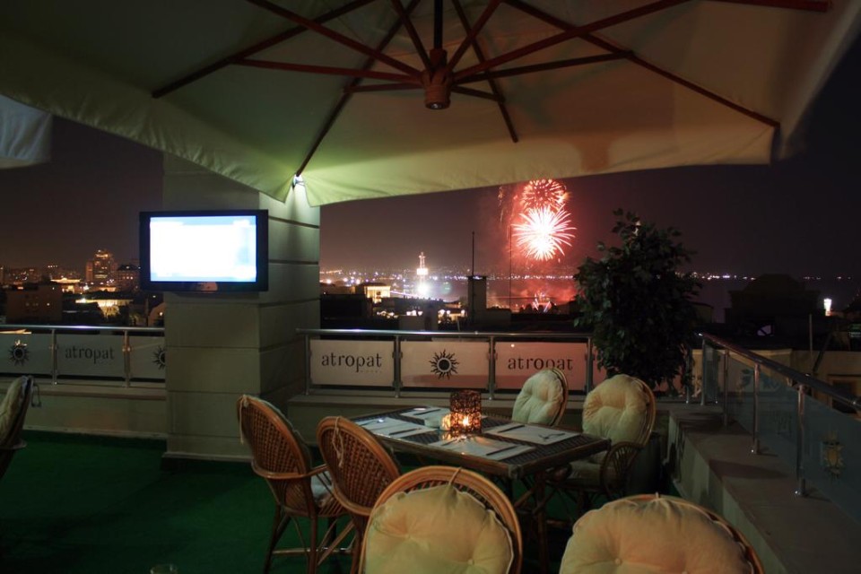 کافه تراس کافه تراس