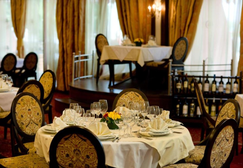 رستوران رستوران