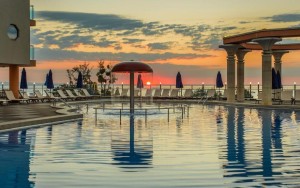 محوطه هتل محوطه هتل