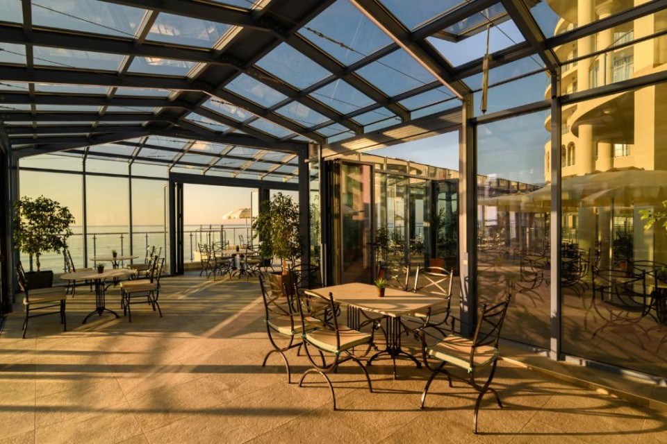 رستوران رستوران