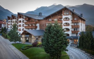 محوطه هتل محوطه هتل