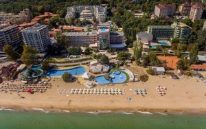 محوطه هتل محوطه هتل