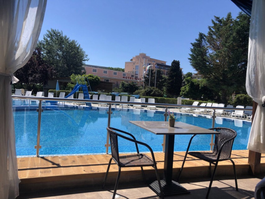 محوطه هتل محوطه هتل