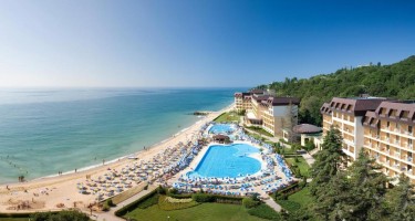هتل Riviera Beach and SPA وارنا