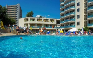 محوطه هتل محوطه هتل