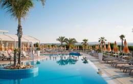 هتل Asterias Beach آیاناپا