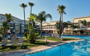 محوطه هتل محوطه هتل