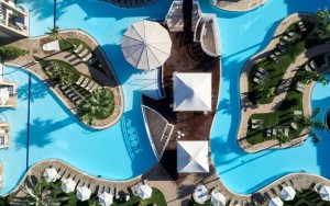 محوطه هتل محوطه هتل