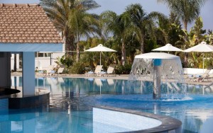 محوطه هتل محوطه هتل