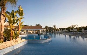 محوطه هتل محوطه هتل