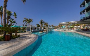 محوطه هتل محوطه هتل