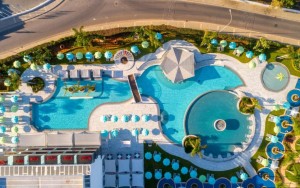 محوطه هتل محوطه هتل