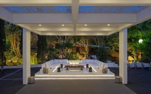 محوطه هتل محوطه هتل