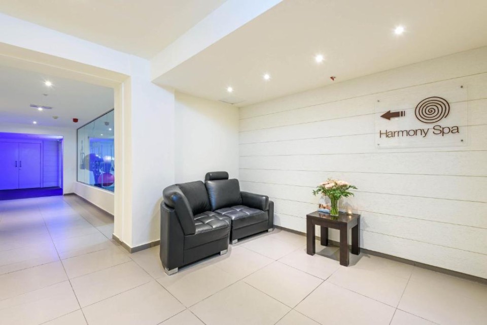 مرکز زیبایی