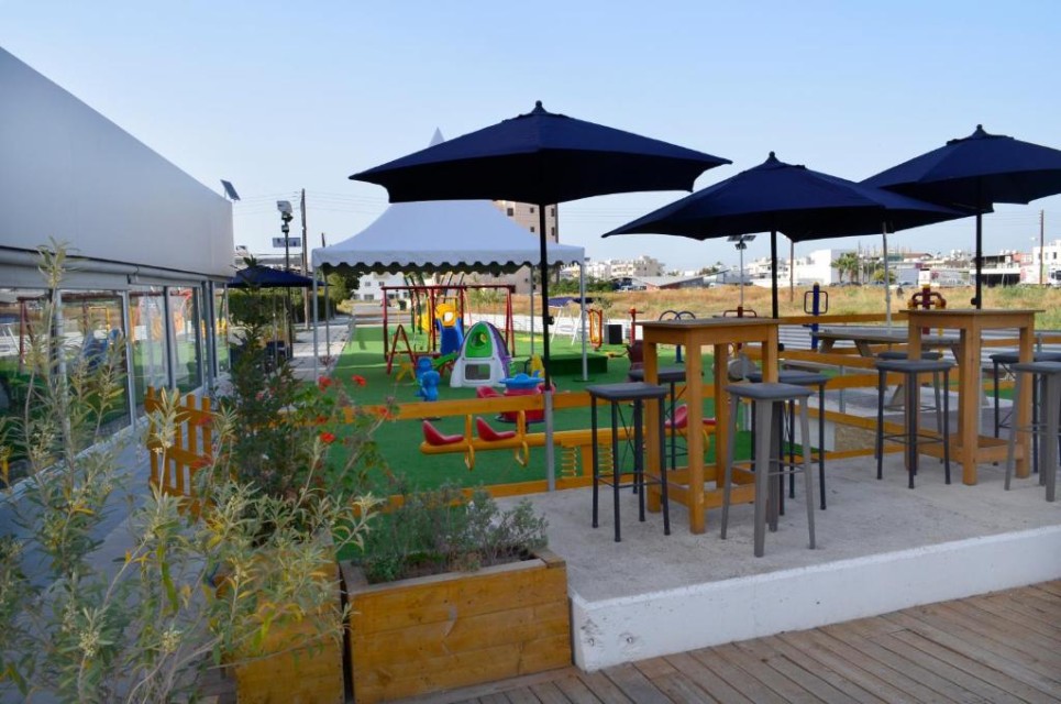 محوطه هتل محوطه هتل