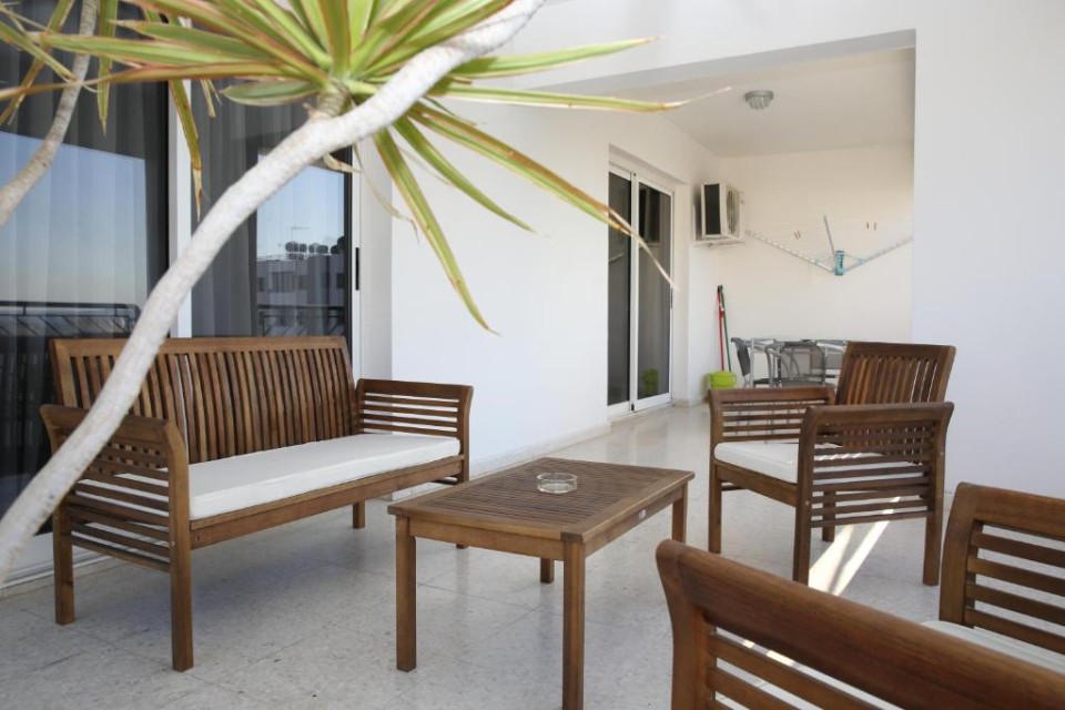 محوطه هتل محوطه هتل