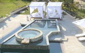 محوطه هتل محوطه هتل