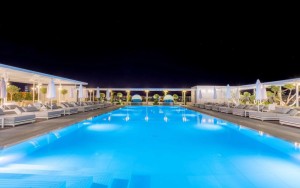 محوطه هتل محوطه هتل