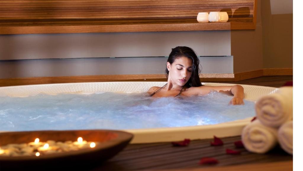 جکوزی جکوزی