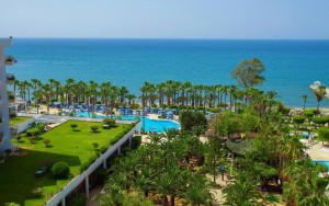 محوطه هتل محوطه هتل