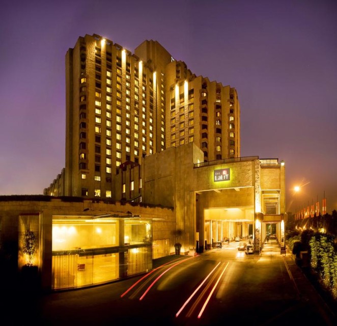 نمای هتل