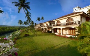 محوطه هتل محوطه هتل