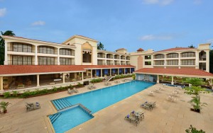 محوطه هتل محوطه هتل