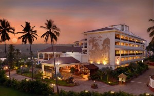 محوطه هتل محوطه هتل